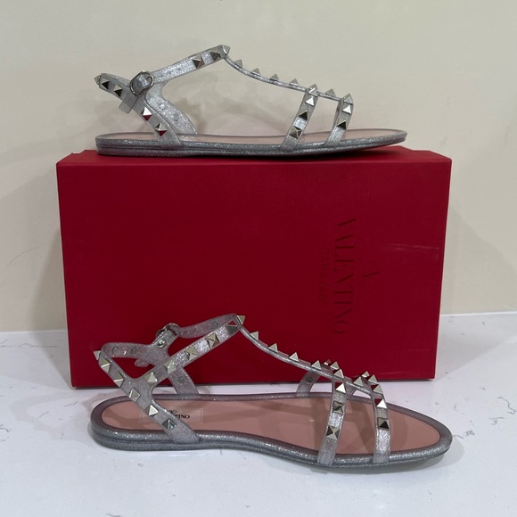 Valentino Garavani Rockstud Silver Glitter PVC Sandal - Picture 3 of 17